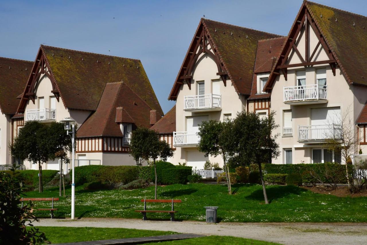 La Courette, Maison Avec Cour Proche Plage Graye-sur-Mer Exterior photo